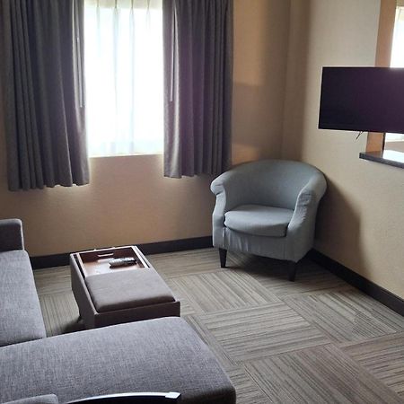 Island Suites Lake Havasu City Exterior foto