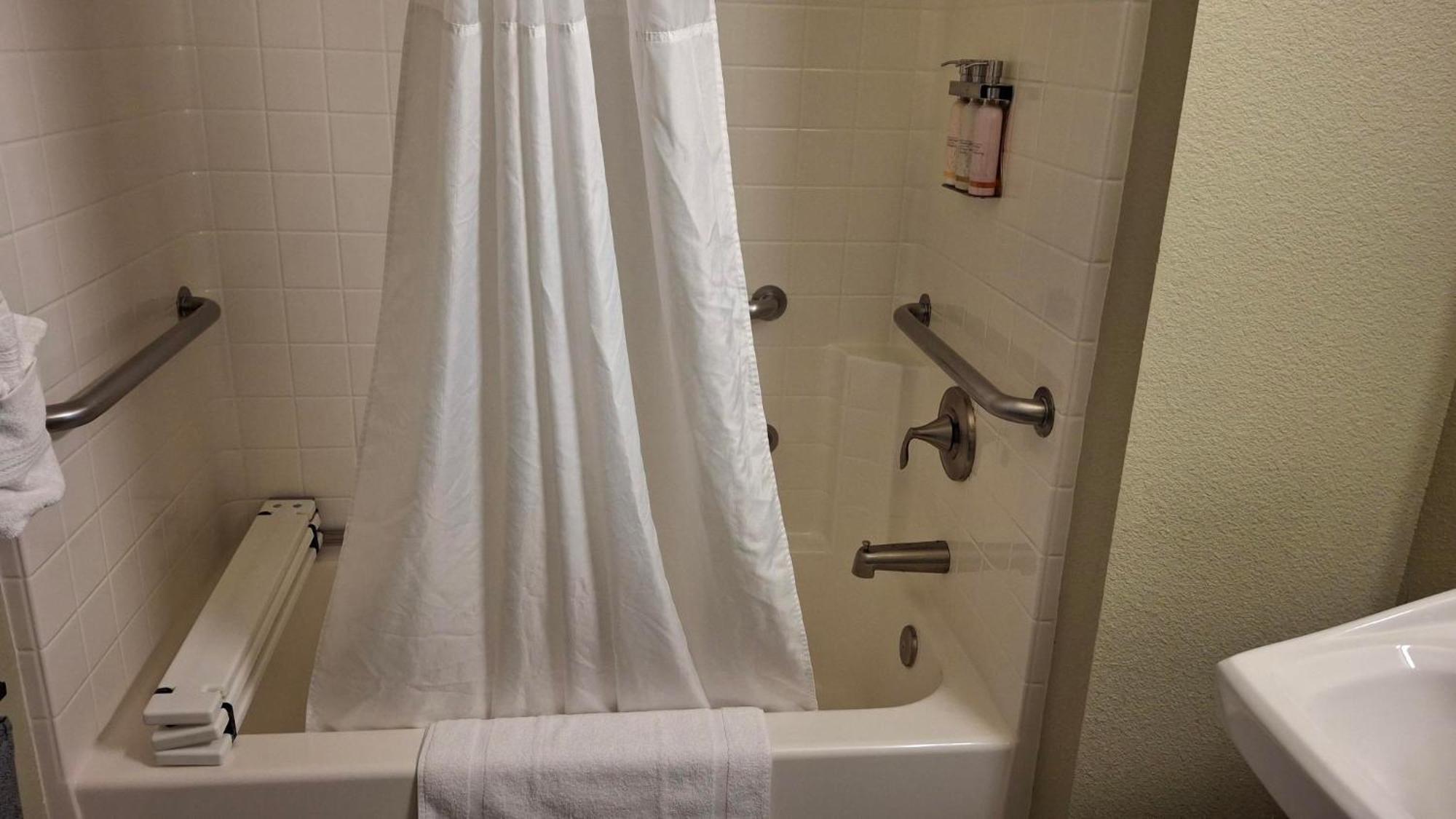 Island Suites Lake Havasu City Exterior foto